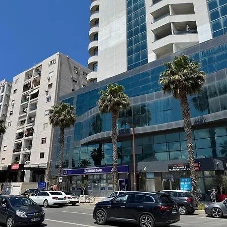 Apartamento Modern 1 Bedroom Apartment In Vollga Promenade Fully Equipped